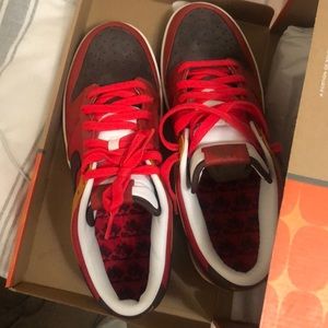 Women’s Nike dunk low premium